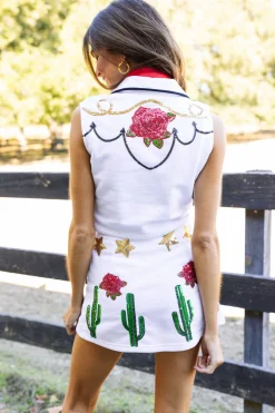 Discount Queen Of Sparkles Cowgirl Icon Sleeveless Collar Top White