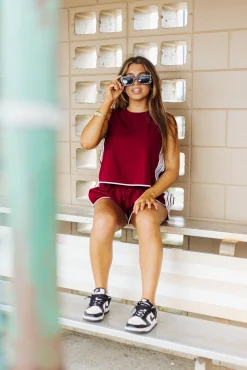 Store Queen Of Sparkles Maroon & White Side Active Short