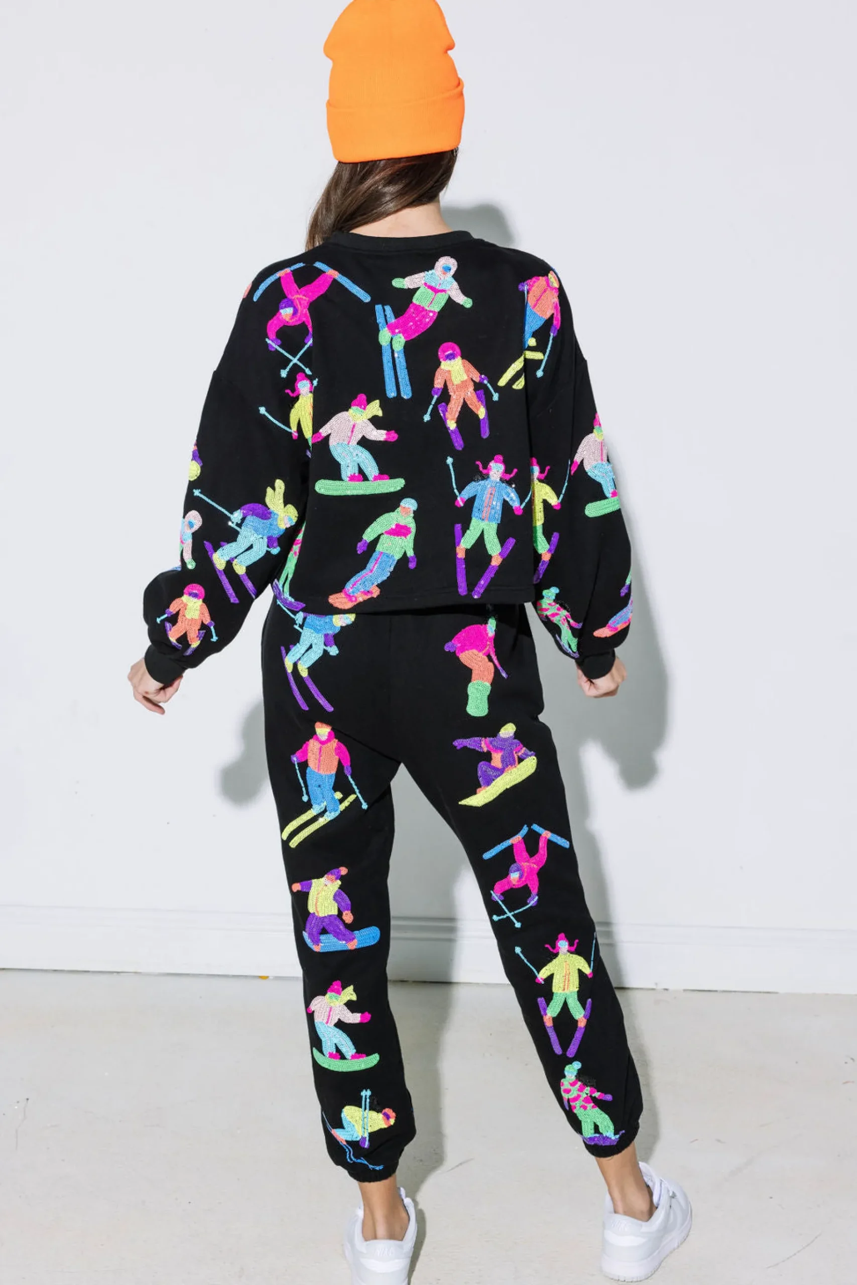 Clearance Queen Of Sparkles Neon Scatter Skier Sweatshirt Black