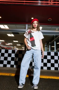 Best Queen Of Sparkles Popping Coca-Cola® Bottle Tee White