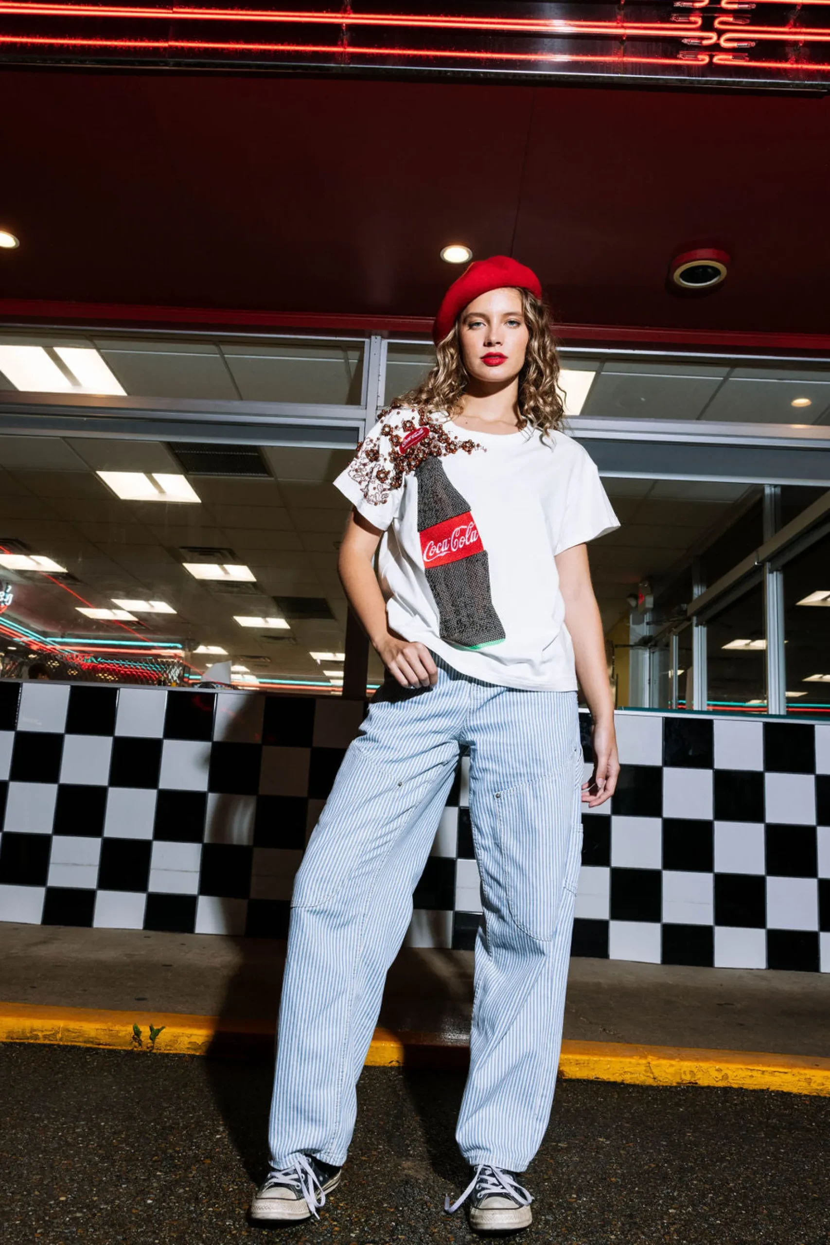 Best Queen Of Sparkles Popping Coca-Cola® Bottle Tee White