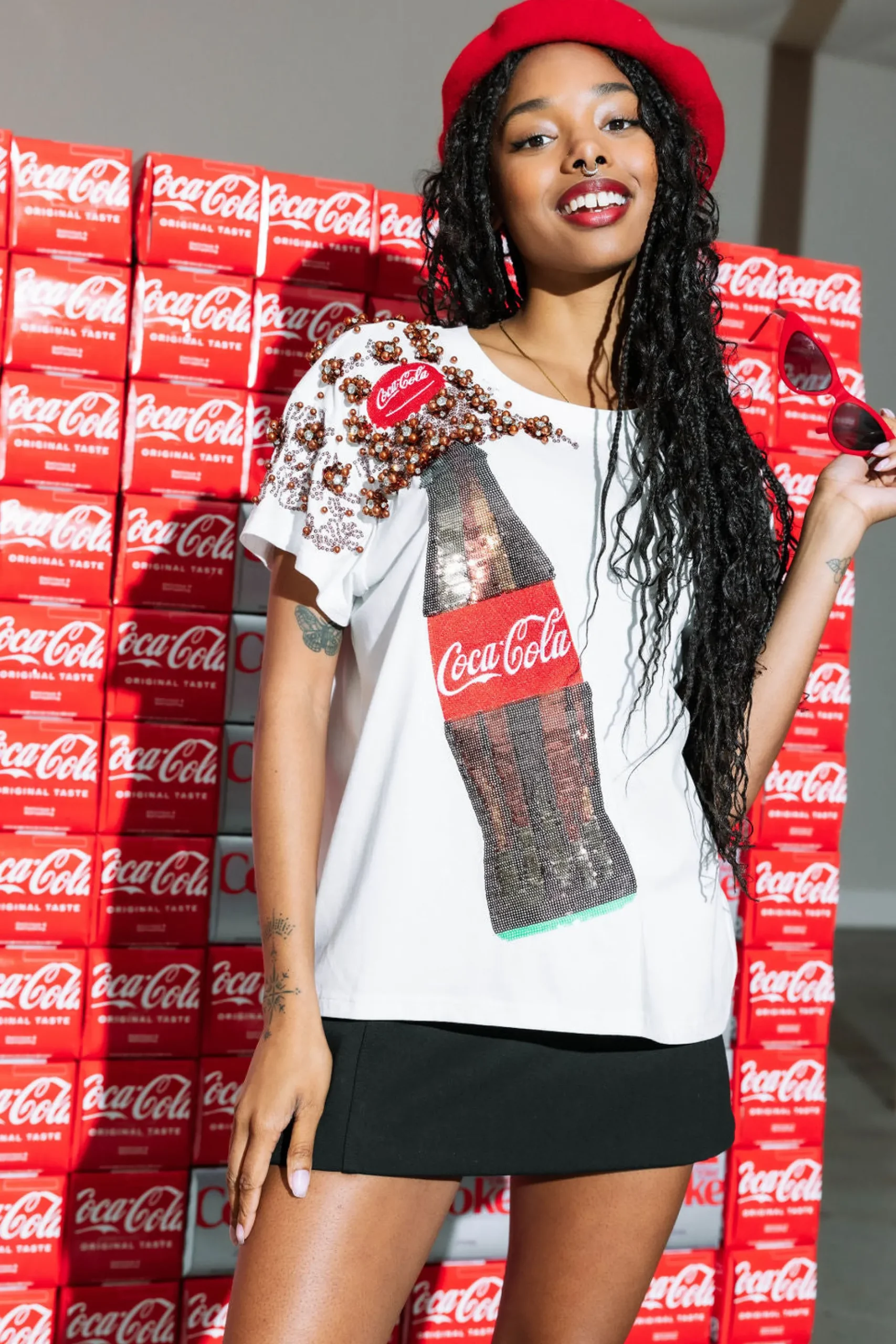 Best Queen Of Sparkles Popping Coca-Cola® Bottle Tee White